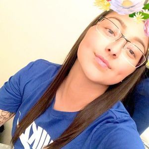 Meet your Posher, Marissa